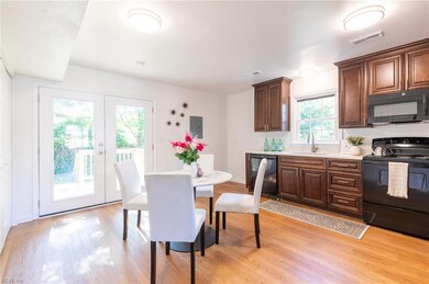 1209 West Ave, Hampton, VA 23669 - photo 5