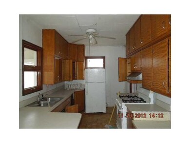 3622 E Lynn St, Anderson, IN 46013 - photo 4