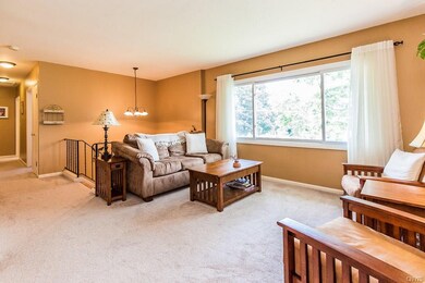 Formal living room with large picture window - gre