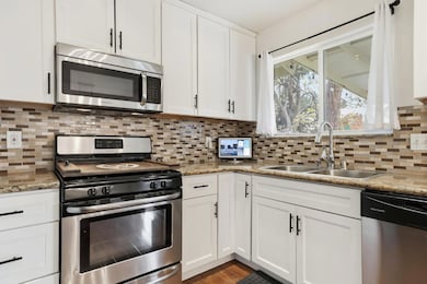 3954 Bainbridge Dr, North Highlands, CA 95660 - photo 7