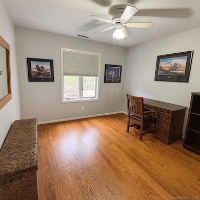 33 Walnut Tree Hill Rd, Shelton, CT 06484 - photo 7