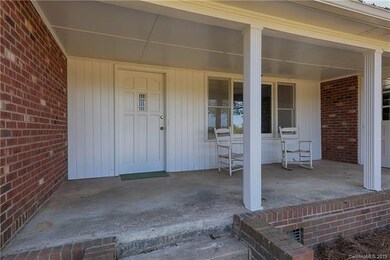 137 Edna Ln, Statesville, NC 28625 - photo 3