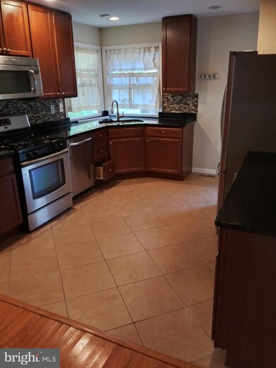 5929 89th Ave, New Carrollton, MD 20784 - photo 5