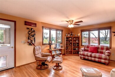 38217 Veazie Cumberland Rd SE, Enumclaw, WA 98022 - photo 6