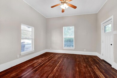 1218 W Main St, Denison, TX 75020 - photo 4