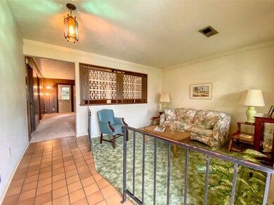 11023 Caribbean Ln, Houston, TX 77089 - photo 3