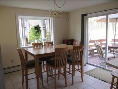 227 Riverdale Ave, Manchester, NH 03103 - photo 3