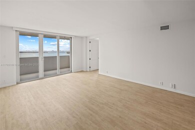 Island Terrace unit 15A, Miami Beach, FL 33139 - photo 3