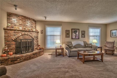 11712 W 48th Terrace, Shawnee, KS 66203 - photo 5