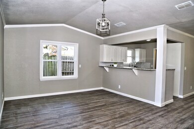 1262 E 140th St, Glenpool, OK 74033 - photo 7