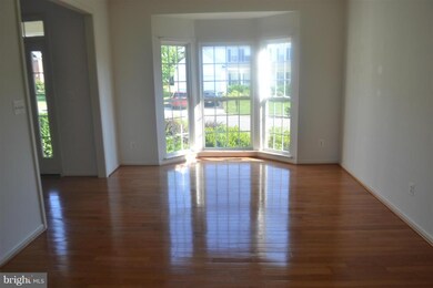 42078 Cherish Ct, Aldie, VA 20105 - photo 5