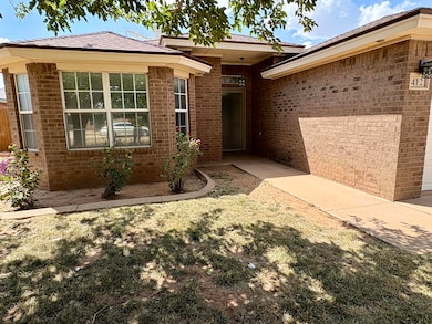 412 Primrose Ave, Lubbock, TX 79416 - photo 2