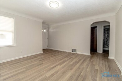 910 Moran Ave, Toledo, OH 43607 - photo 7