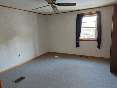 5 1/2 Park St unit 1, Haverhill, MA 01830 - photo 5