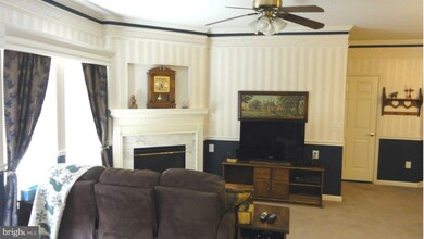 152 Glyndon Trace Dr, Reisterstown, MD 21136 - photo 4