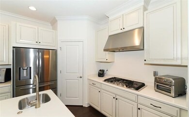 Newer Refrigerator & Dishwasher