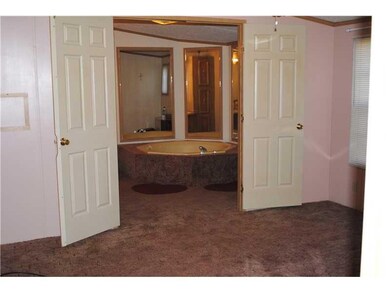 Master Bath/Spa.
