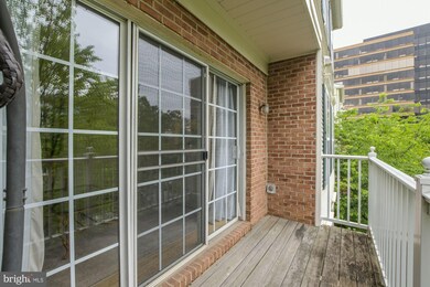 11214 Edson Park Place unit 15, Rockville, MD 20852 - photo 7