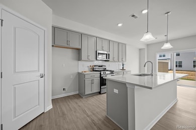 1903 Salt Springs Dr, Saline, MI 48176 - photo 4