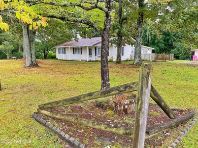 2113 N Parker Rd, Jacksonville, NC 28546 - photo 7