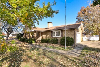 326 S York Ave, Springfield, MO 65802 - photo 3