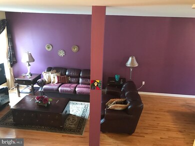 69 Tennyson Rd, East Windsor, NJ 08520 - photo 4