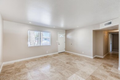 8237 E Crestwood Way-large-005-002-Livin
