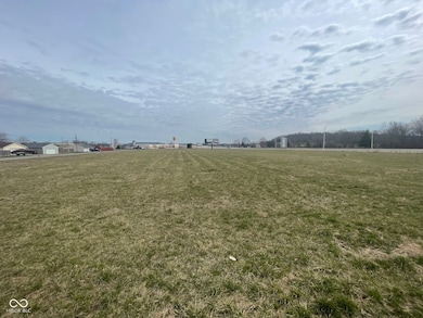 1 Pine Dr, Martinsville, IN 46151 - photo 2