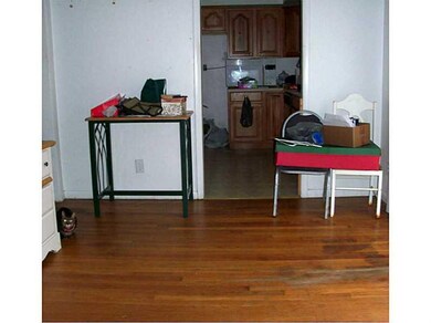 Dining Room. Nook eating area. Hardwood floors.
