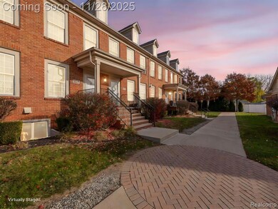 655 Vinewood St, Wyandotte, MI 48192 - photo 3