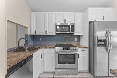 1439 Summit Run Cir, West Palm Beach, FL 33415 - photo 7