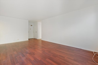 3900 N Lake Shore Dr unit 17G, Chicago, IL 60613 - photo 6