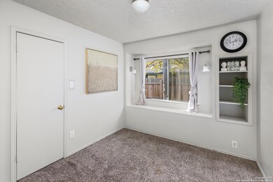 7709 Brunning Ct, Live Oak, TX 78233 - photo 6