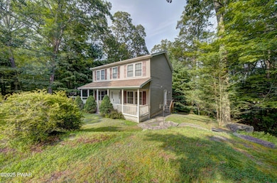 132 Spruce Rd, Tafton, PA 18464 - photo 5