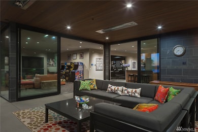 3661 Hunts Point Rd, Hunts Point, WA 98004 - photo 5