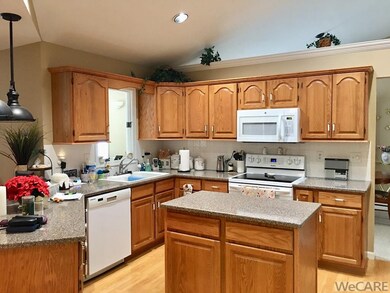 1614 Edna Dr, Lima, OH 45807 - photo 5