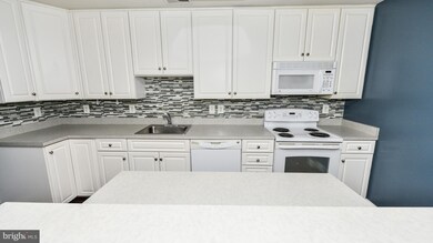 10604 Provincial Dr unit 103, Manassas, VA 20109 - photo 6