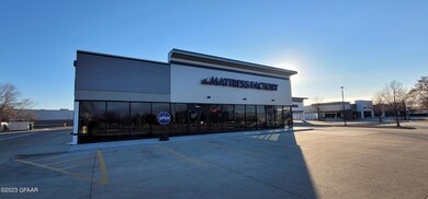 3001 S Columbia Rd, Grand Forks, ND 58201 - photo 3