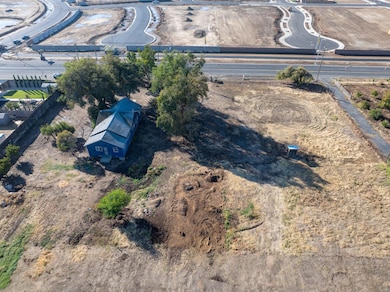 3226 E Childs Ave, Merced, CA 95341 - photo 4