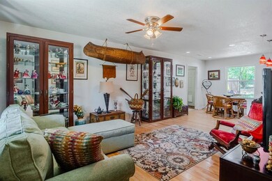 656 Willow St, Hurst, TX 76053 - photo 5