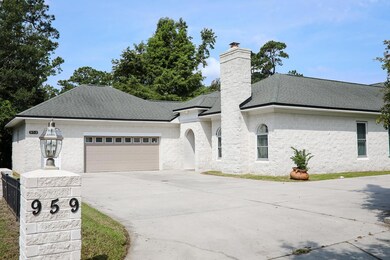 959 Pine Hollow Road