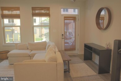 2816 Devonshire Cliffs Terrace unit 9, Hyattsville, MD 20782 - photo 2