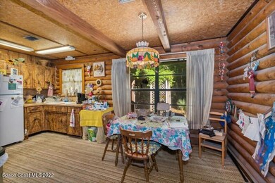 03_7018WindoverWay_2_DiningRoom_FlexMLS8