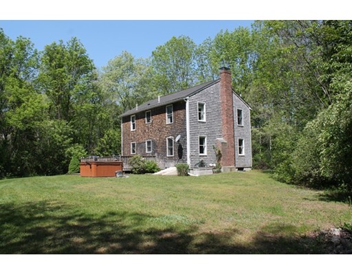 328 E Washington St, Hanson, MA 02341 - photo 4