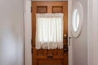 14 Buffum St unit 1, Salem, MA 01970 - photo 2