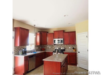 140 Southbrook Ln, Sanford, NC 27332 - photo 4