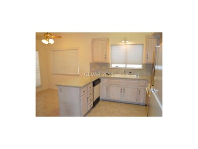 3217 Bermuda Bay St unit n/a, Las Vegas, NV 89117 - photo 3