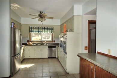 206 Church St, Brooklyn, WI 53521 - photo 7