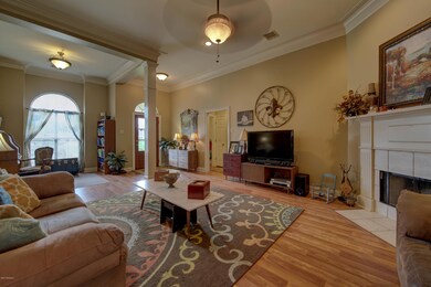 324 Pear Tree Circle-9