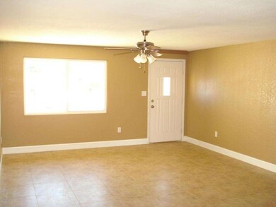 2218 N 62nd Dr, Phoenix, AZ 85035 - photo 2